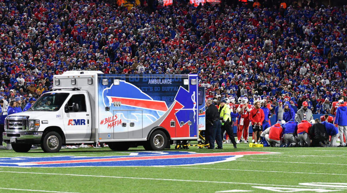 Bills’ Damien Harris Released From Hospital After Scary Neck Injury, per Report
