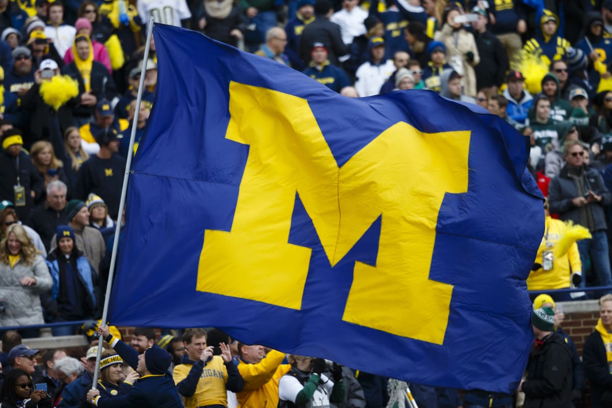 College Football World Roasted Michigan for Covering Their Sideline