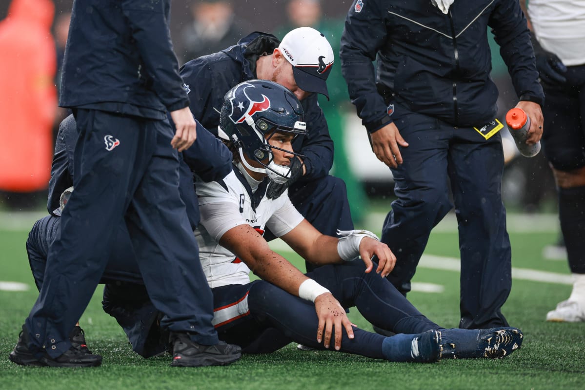 C.J. Stroud in concussion protocol after late-game blow in Texans' loss vs  Jets