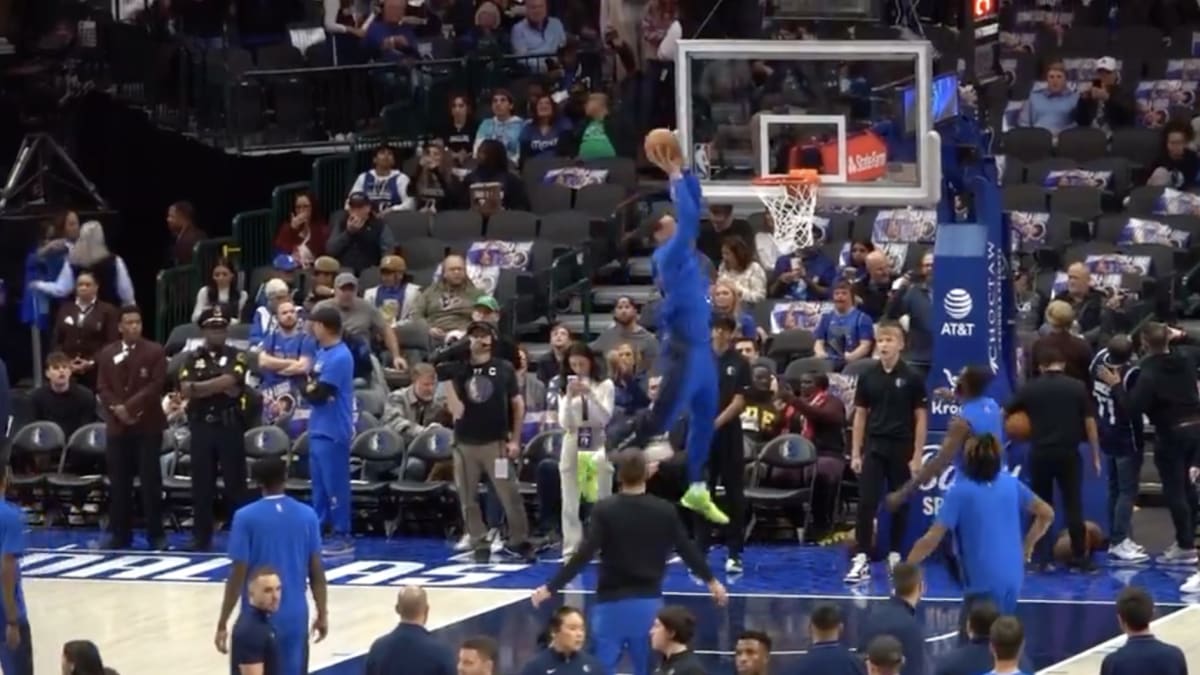 Luka Dončić Pulls Off Absurd Alley-Oop Trick Pass in Warmups