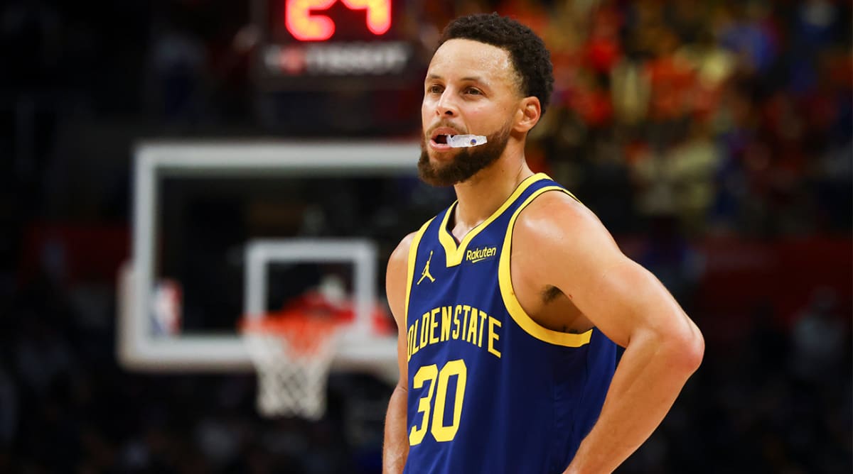 Stephen Curry Reacts to Warriors' Reported Interest in LeBron James