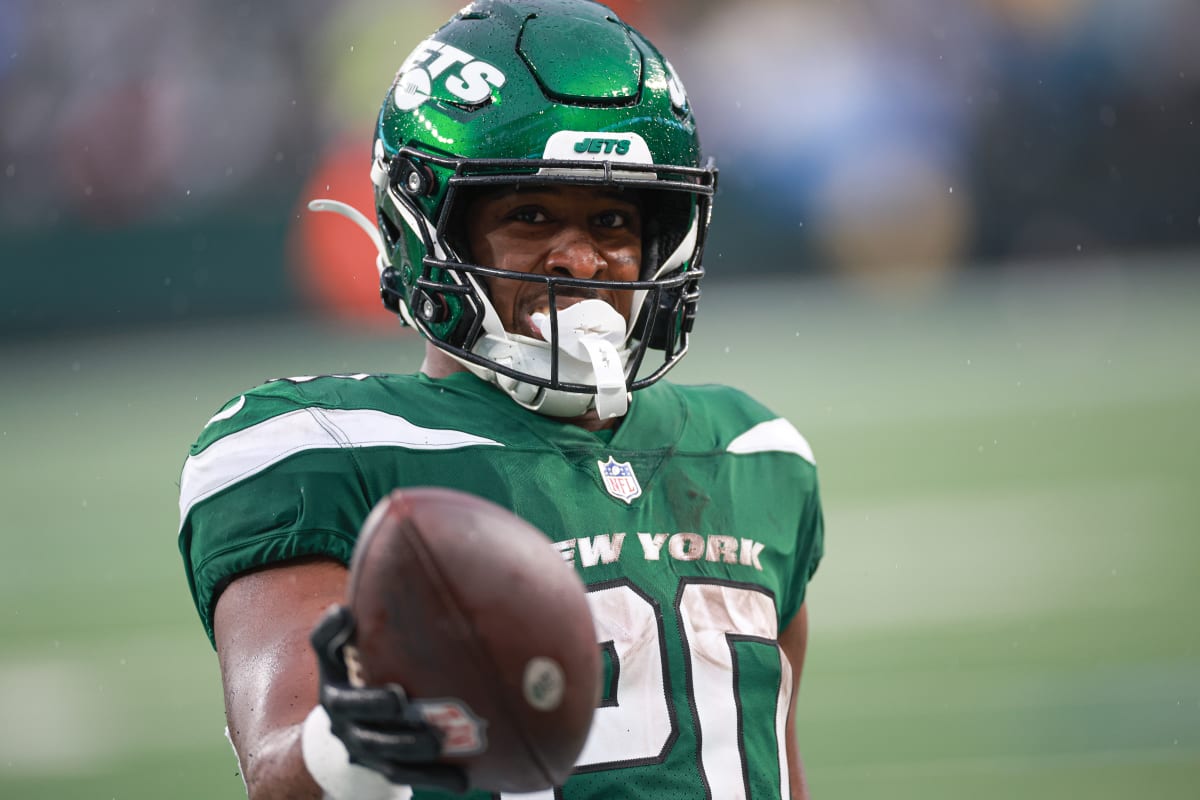 Breece Hall The Remarkable Comeback of the New York Jets' Running Back