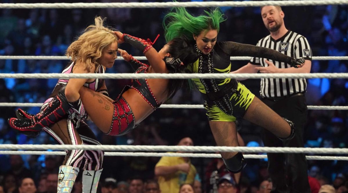 WWE Wrestler Left an Imprint of Makeup on the Mat That Had Fans Stunned