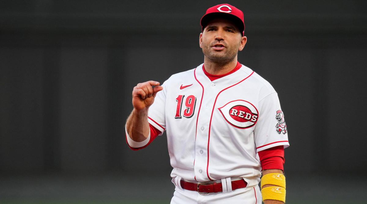 Joey Votto Had a Strangely Specific Description of Being FirstTime