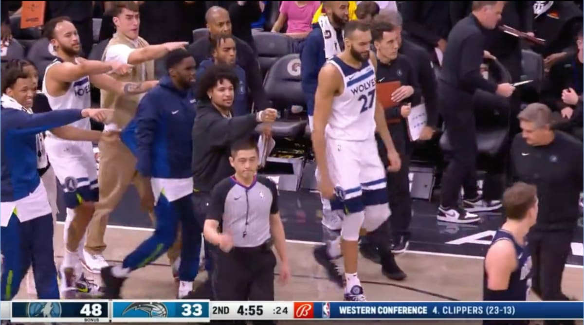Karl-Anthony Towns Posterized a Defender So Hard His Entire Team Got Up to Rub It in