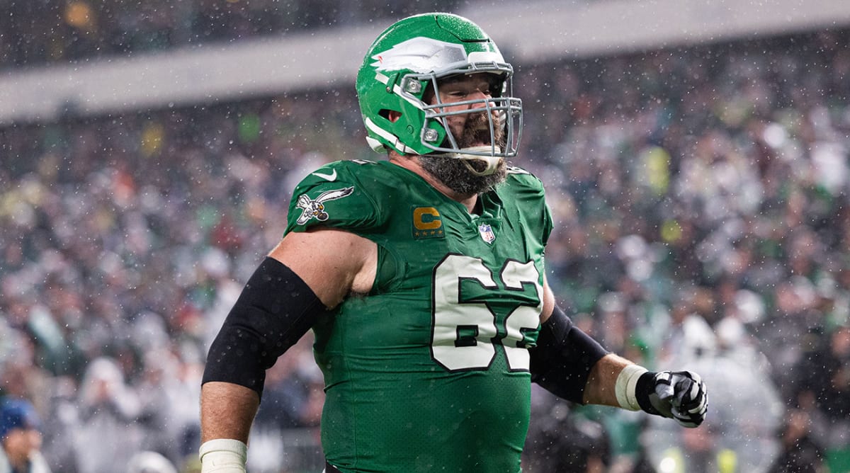 Eagles’ Jason Kelce Yelled Three-Word NSFW Quip on Every ‘Tush Push’ Play