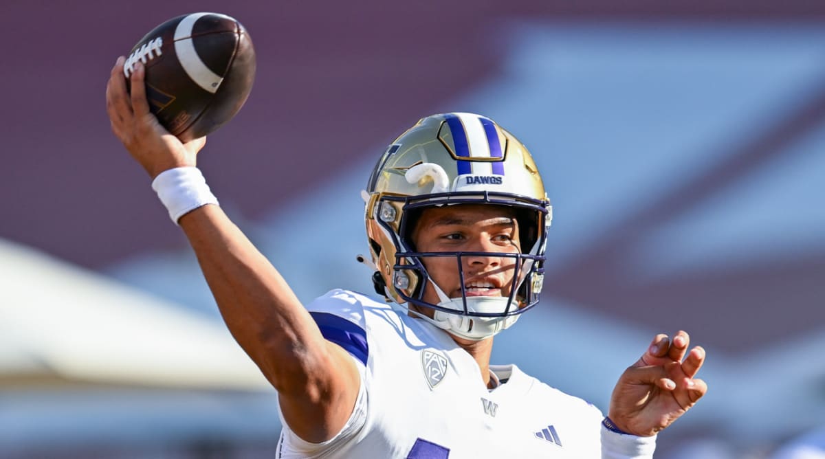 Washington FirstYear Quarterback Transfers to Alabama, Reuniting With