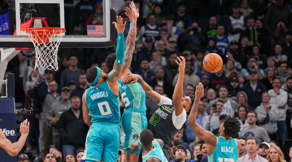 NBA Admits Officials Missed 10 Calls in Final Two Minutes of Timberwolves’ Loss to Hornets
