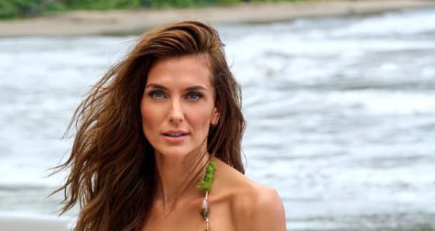 Melissa Wood-Tepperberg Makes Sports Illustrated Swimsuit Debut | WKKY