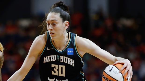 Breanna Stewart Breaks Liberty Scoring Record With Career Day in Win Over Fever
