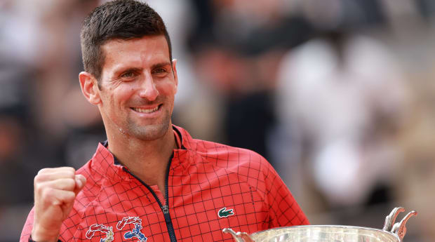 Novak Djokovic Salutes Kobe Bryant After French Open Victory