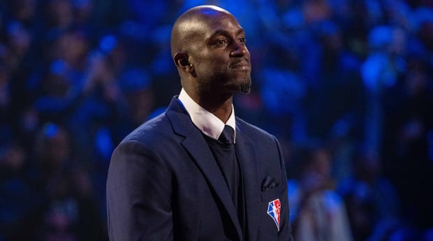 Kevin Garnett Joins Ex-Celtics Teammate to Send Strong Message to Ja Morant