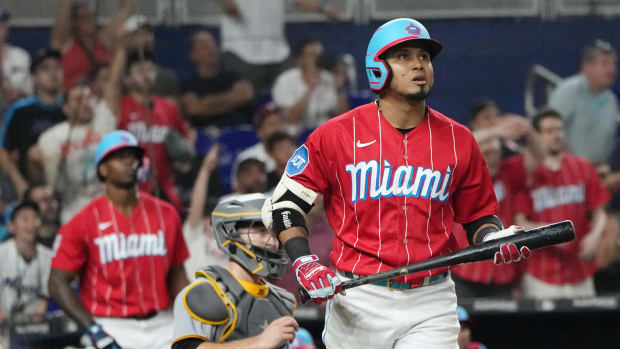 LOOK: Nike unveils red Miami Marlins 'City Connect' jerseys 