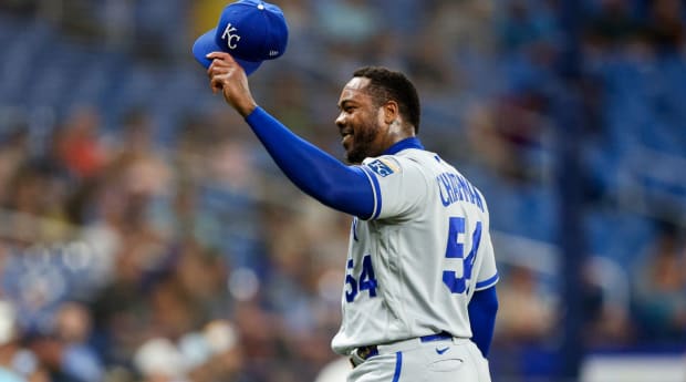 Rangers, Royals Complete Significant Trade for Former All-Star Reliever