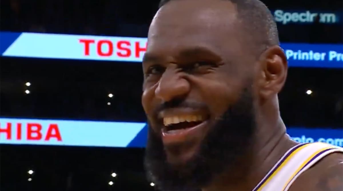 Hot Mic Caught LeBron James’s NSFW Reaction to Clock Malfunction During Lakers-Warriors Game
