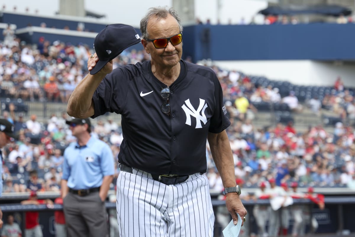 Joe Torre Appeared in Yankees Spring Training Game, and MLB Fans Loved It