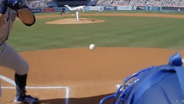 Photo of This Camera Angle Shows How Impossible It Is to Hit a 100 mph Fastball