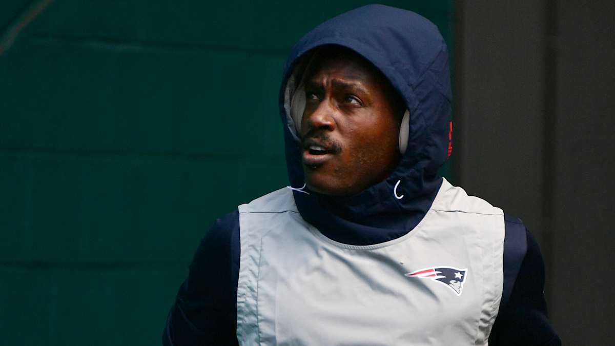 Antonio Brown Granted Bail, Ordered to Undergo Mental Health Evaluation