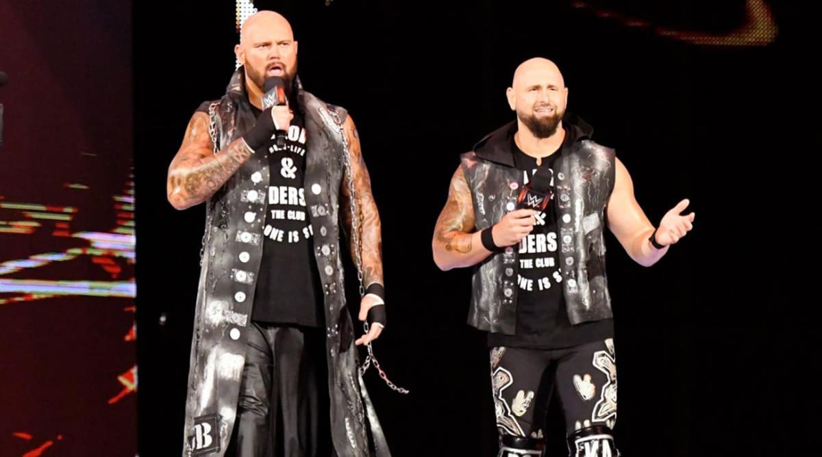 Talk ‘N Shop A Mania Brings Comedic Flair to Wrestling in Pay-Per-View Event