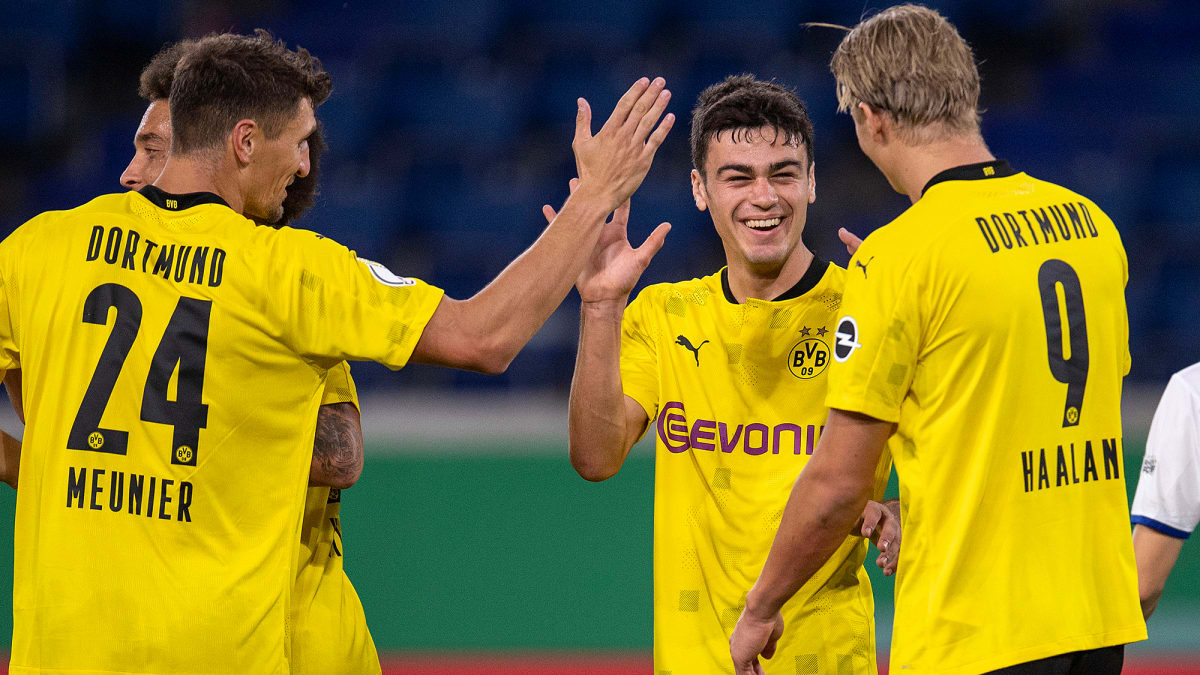 Gio Reyna Signs Long-Term Contract With Borussia Dortmund