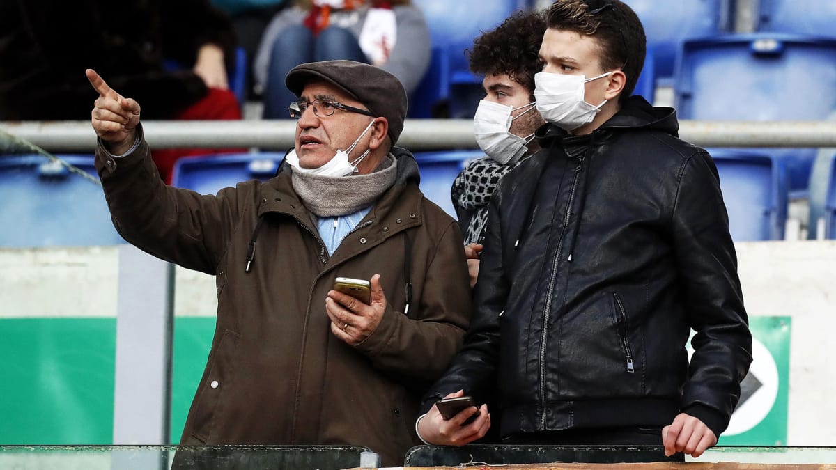 AS Roma Players and Coaches Donate Over $200,000 to Hospital In Rome