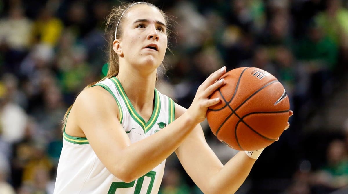Sabrina Ionescu, Obi Toppin Take Home Naismith Player of the Year Honors
