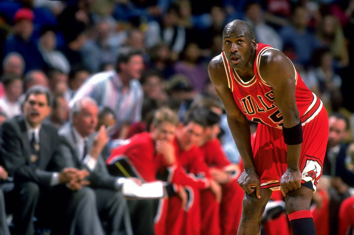 This Day in Sports History: Michael Jordan Returns to Bulls Wearing No. 45 After First Retirement