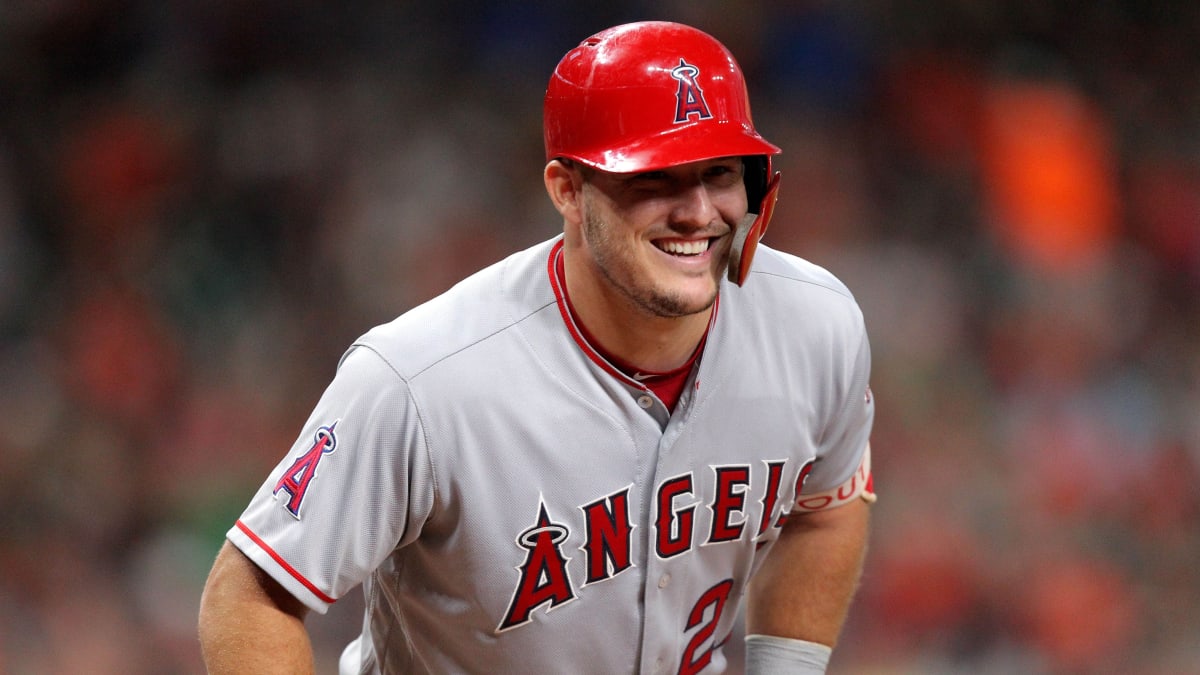 Mike Trout Rookie Card Sells for Over $900K, New Record for Modern Cards