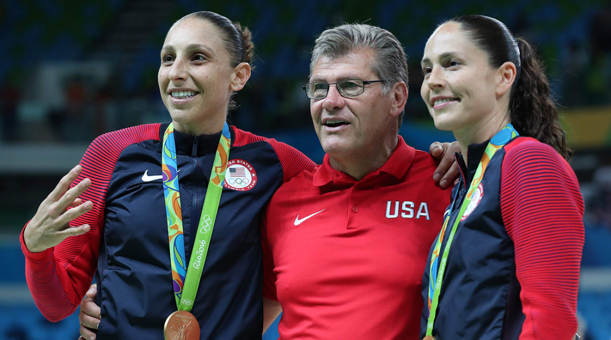 Geno Auriemma Reflects on Diana Taurasi's Career, Legacy in Basketball
