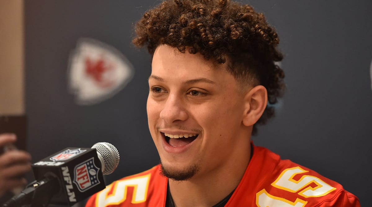 Explaining the Guarantee Mechanisms in Patrick Mahomes’s Contract