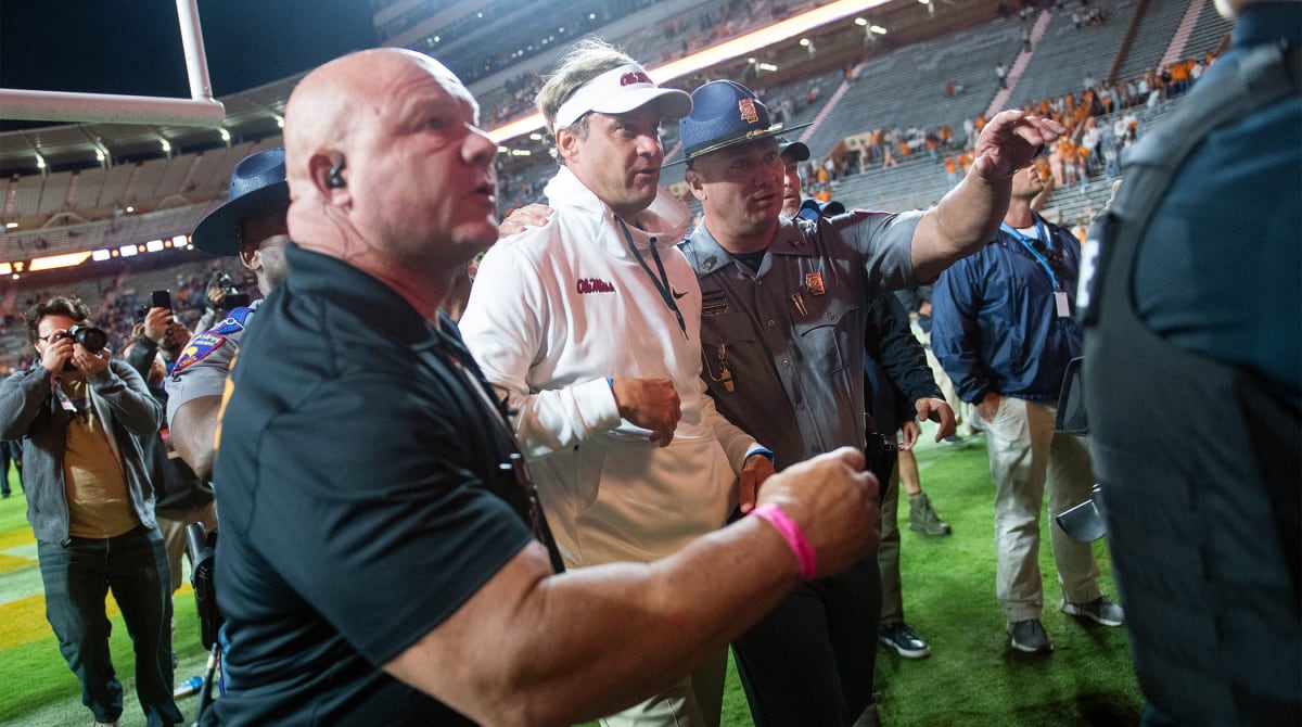 Tennessee Fans Launch Golf Ball, Debris At Lane Kiffin, Ole Miss Sideline