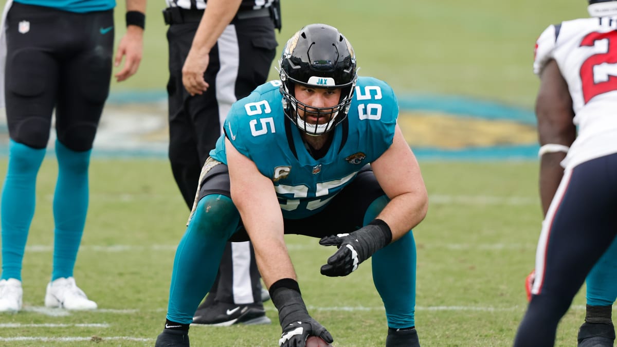Jaguars OL Brandon Linder Retires After Eight Seasons