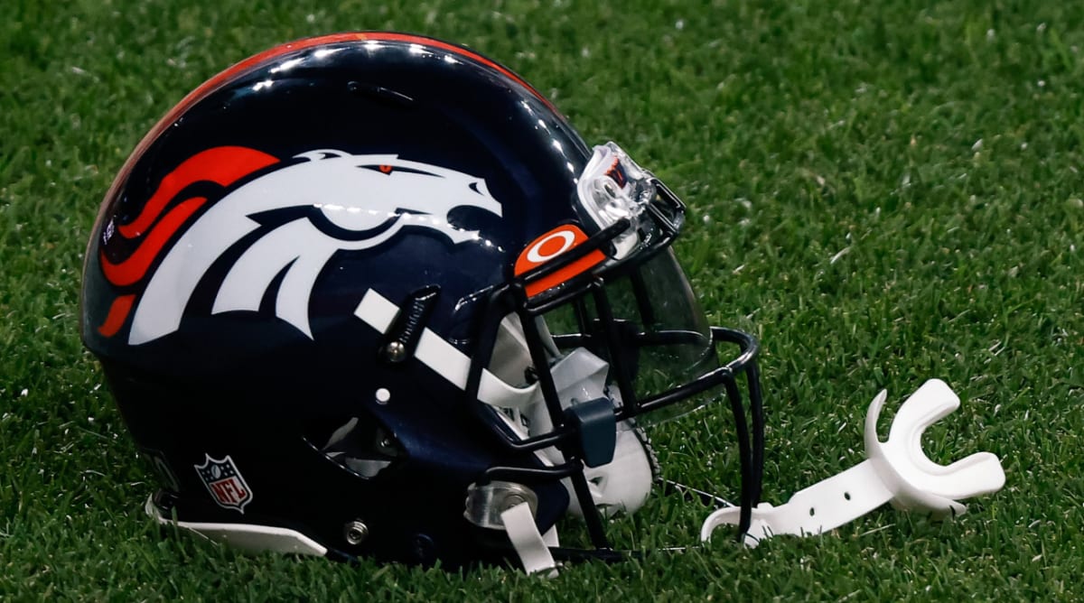 Walmart’s Rob Walton, Potential Broncos Buyer, Is Related to Rams Owner