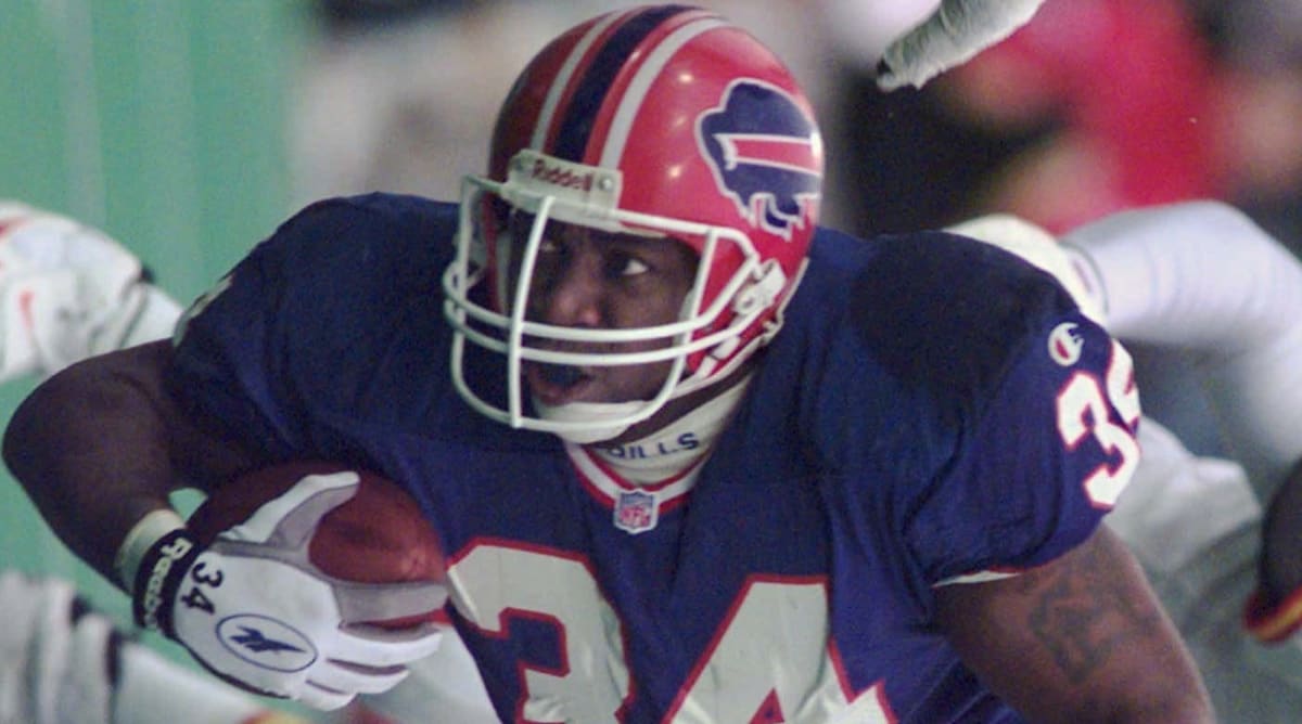 Thurman Thomas Foundation Raises Over $100k for Buffalo Victims