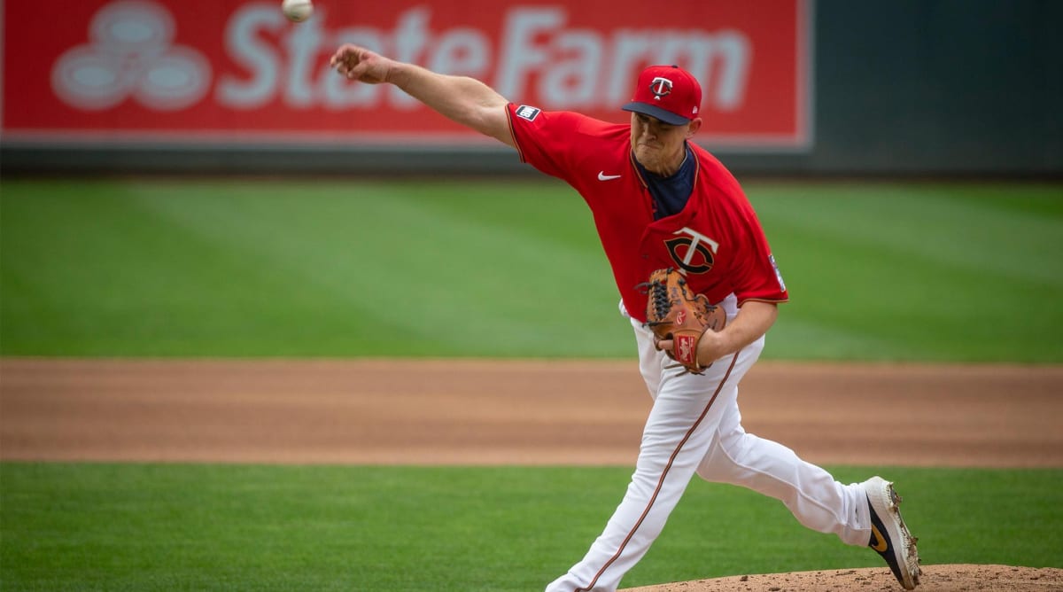 Twins Pitcher Tyler Duffey Tossed for Throwing Behind Yermín Mercedes