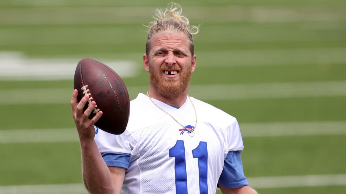 Unvaccinated Cole Beasley Blasts NFL for New COVID-19 Protocols: ‘I’d Rather Die Actually Living’