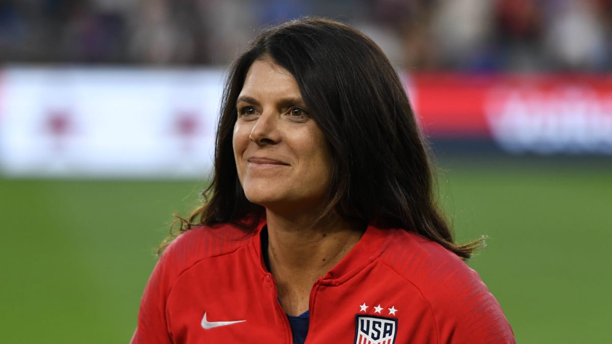 Mia Hamm Sets Record For Most Expensive Female Sports Card With Rookie Card Sale