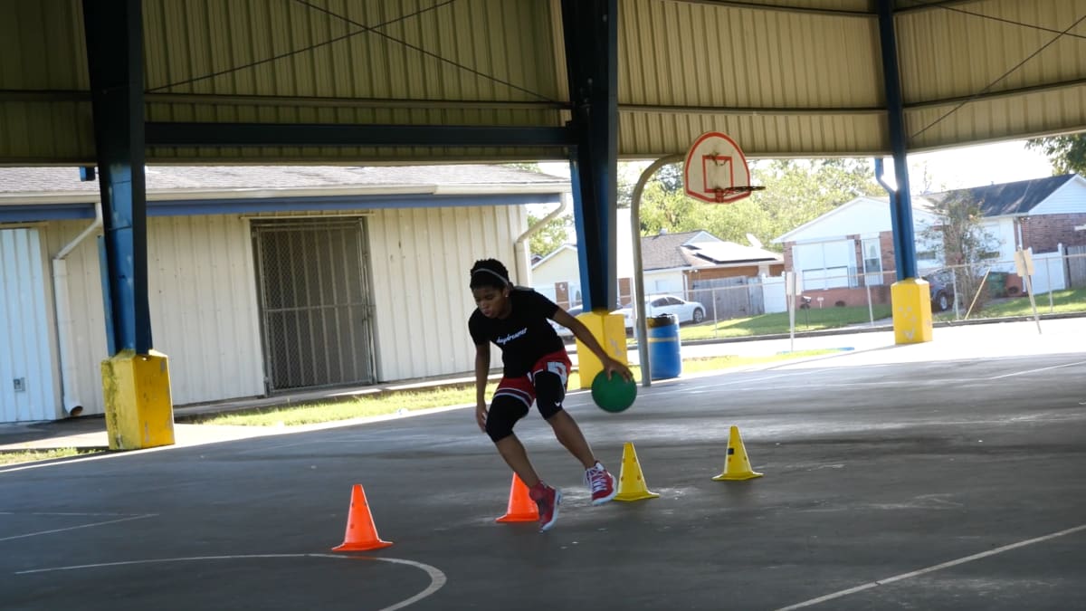 Spelling Bee Champ Zaila Avant-garde Is a Basketball Star, Too