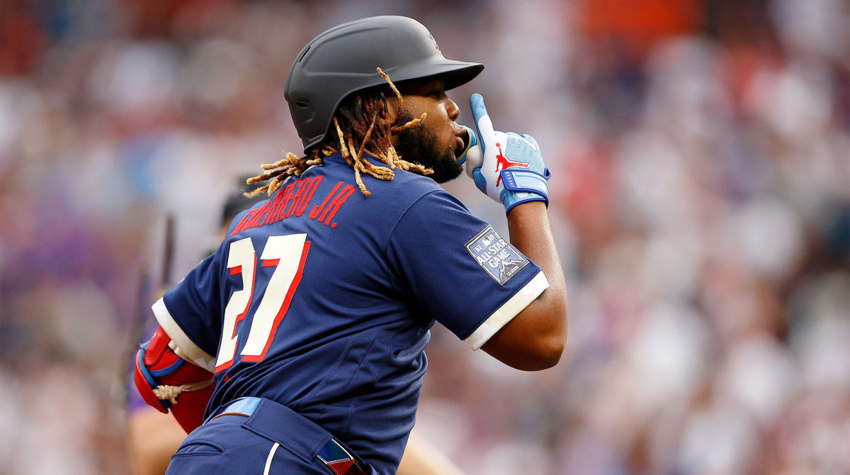 Vladimir Guerrero Jr., Freddie Freeman Are Top First Basemen Based on Fantasy ADP