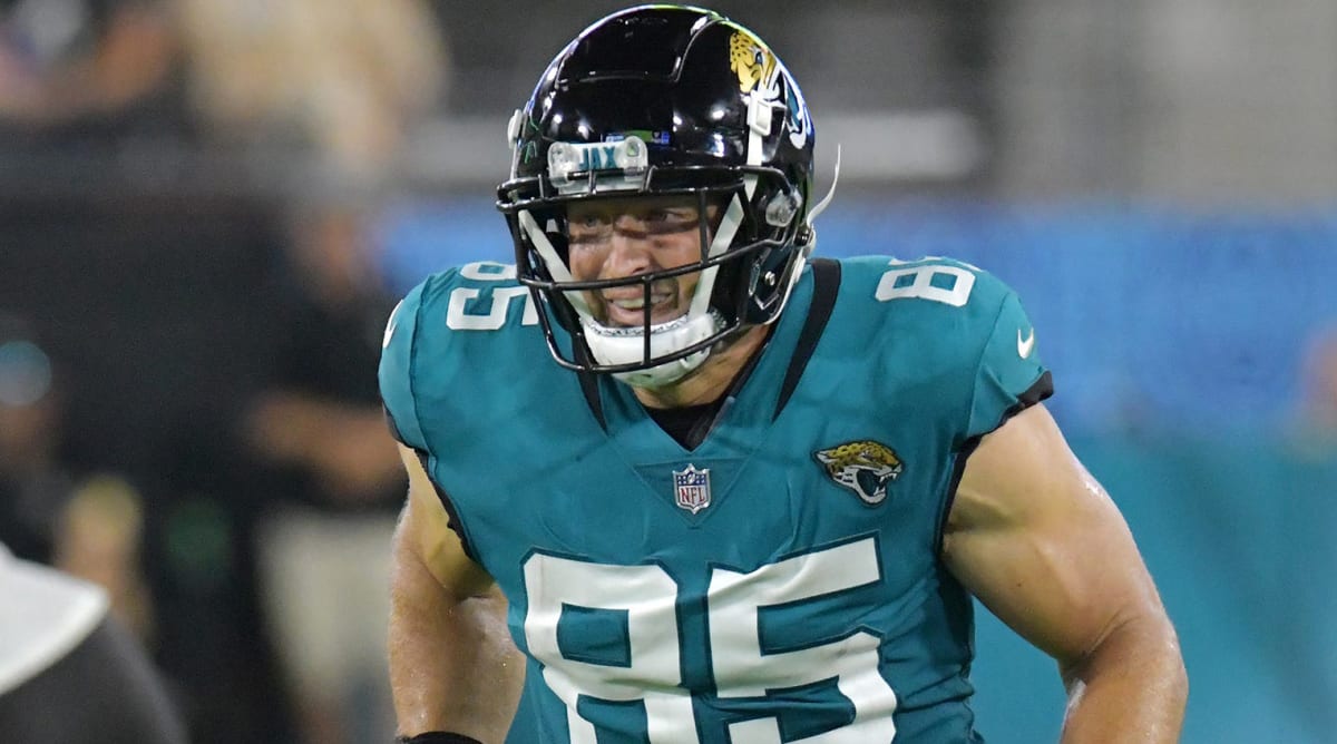 Tim Tebow Finds Closure As NFL Pipe Dream Comes to an End