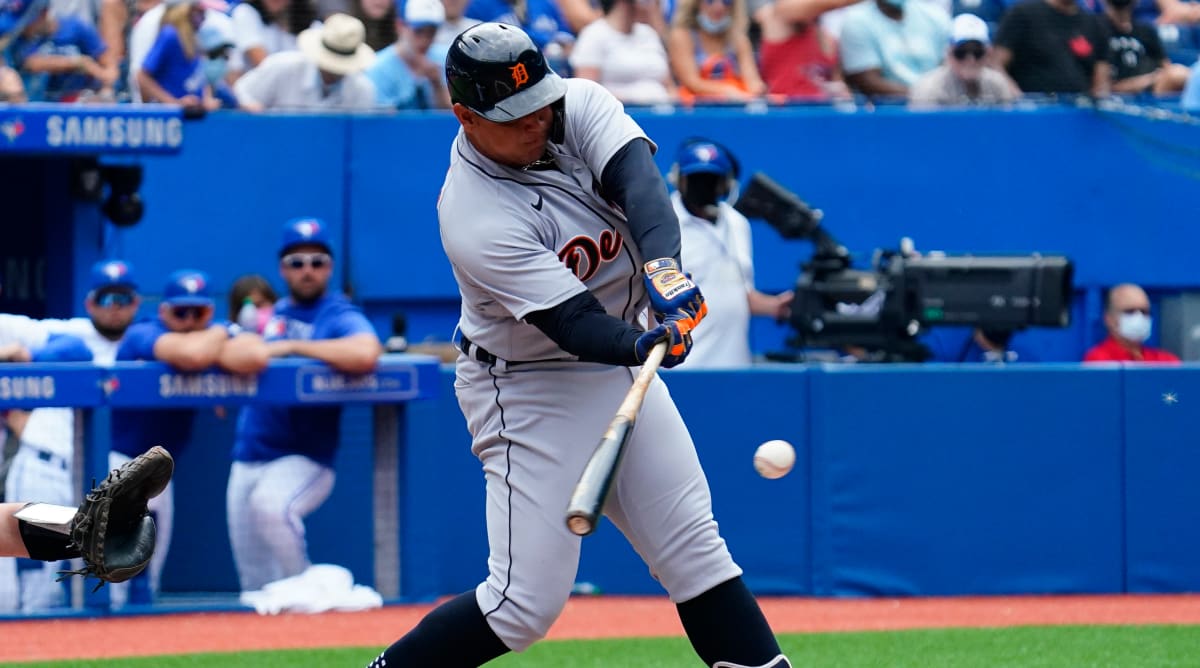 Miguel Cabrera's Swing Stands Up to Father Time
