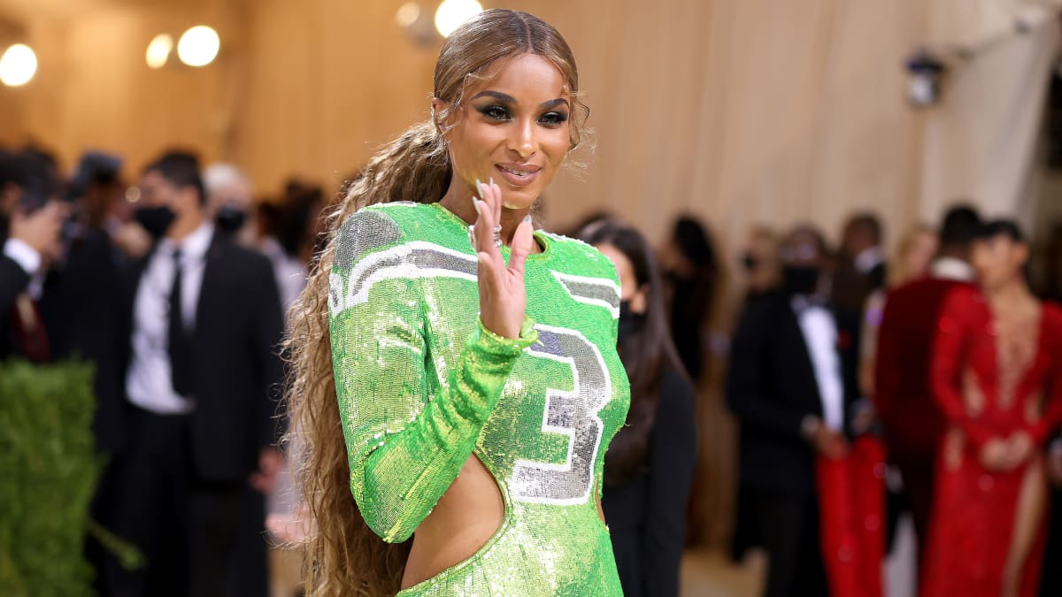Naomi Osaka, Russell Westbrook Among Athletes Strutting Across Met Gala Red Carpet
