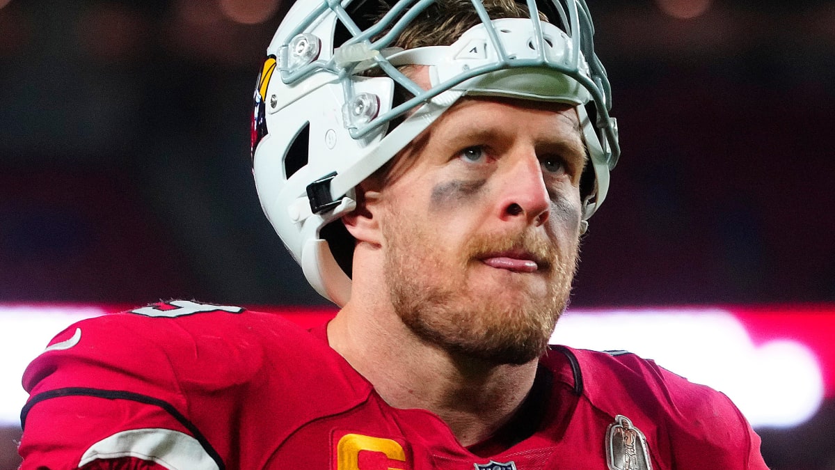 J.J. Watt Ends the Career of a Twitter Troll