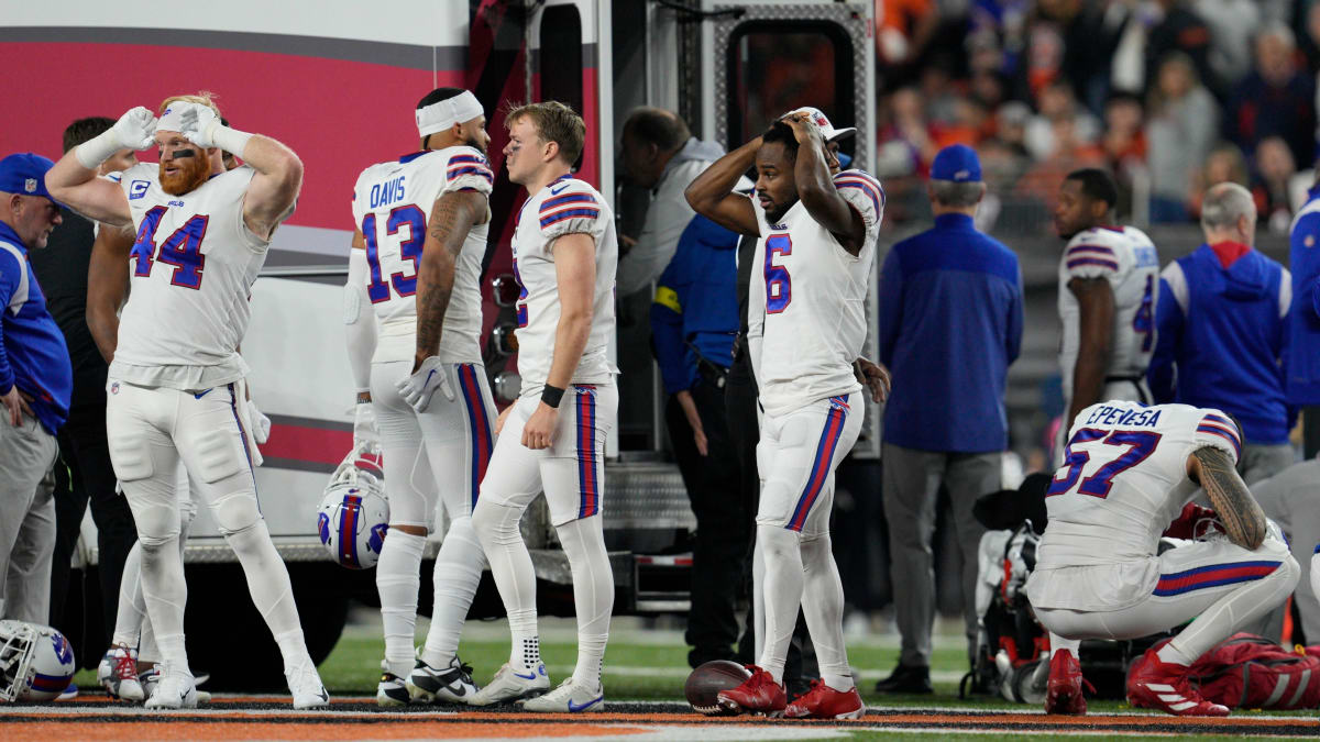 Bills, Bengals ‘MNF’ Game Suspended After Damar Hamlin Injury WKKY