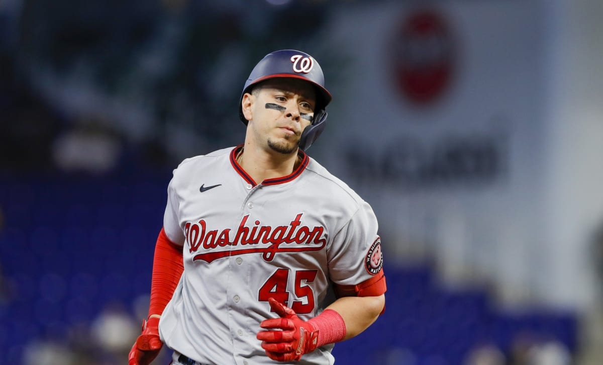 Washington Nationals' 2023 Projected Starting Lineup After Signing Dominic  Smith - BVM Sports