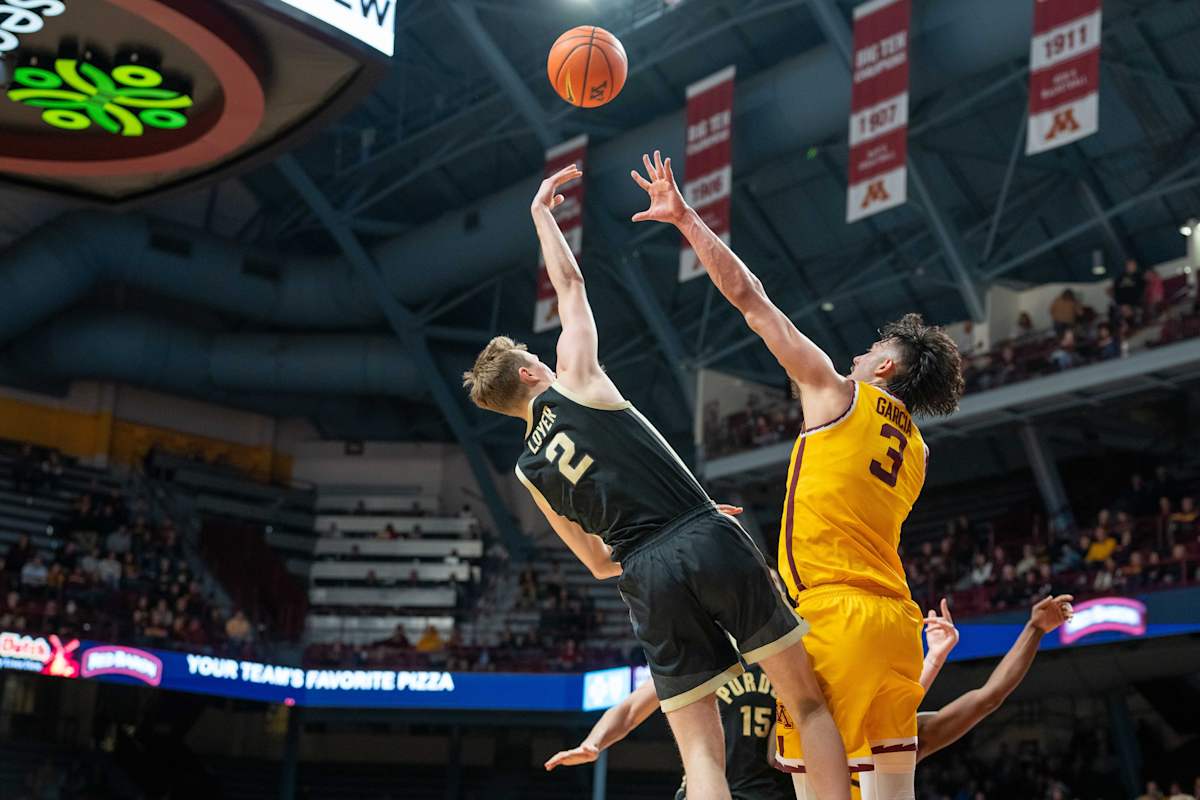 Purdue Freshman Guard Fletcher Loyer's 3Point Streak Ends at Minnesota