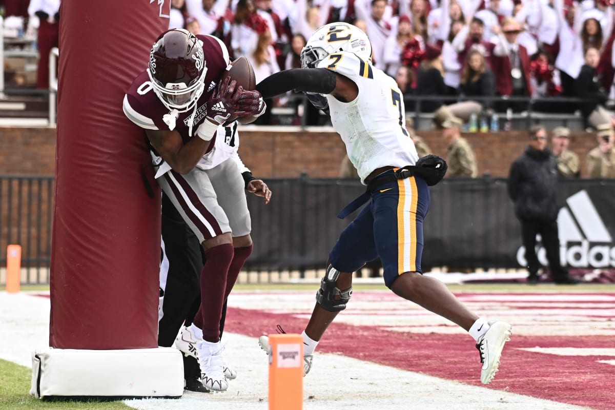 Former Mississippi State Wide Receiver Rara Thomas Arrested on Felony Charge