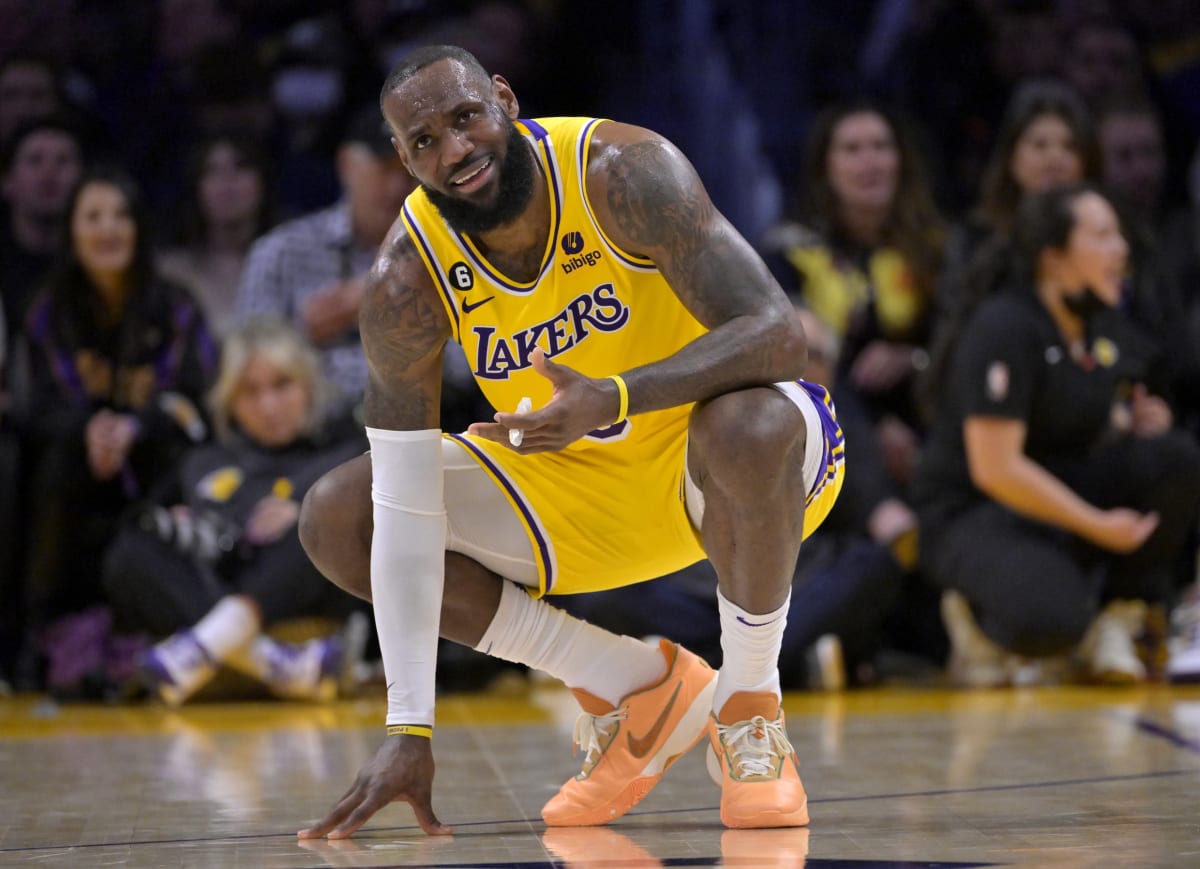 LeBron James Sets New Career Milestone In Lakers-Clippers Game On Tuesday