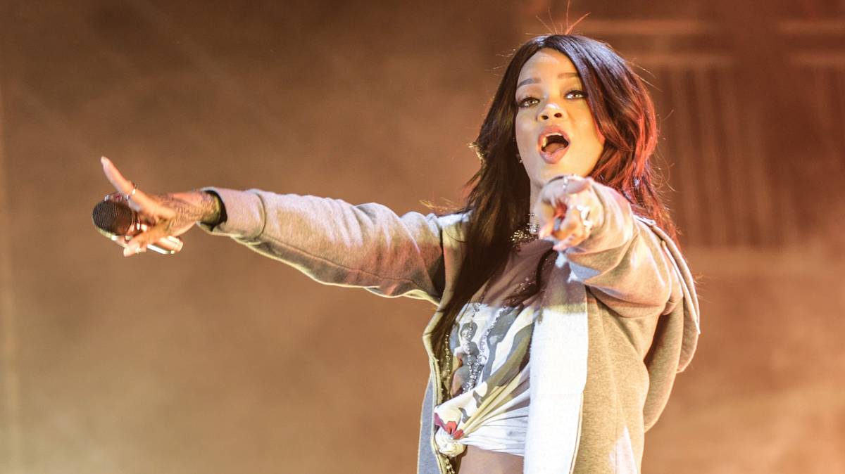 What Time Does Rihanna s Halftime Show Start At The Super Bowl WKKY what-time-does-rihanna-s-halftime-show-start-at-the-super-bowl-wkky