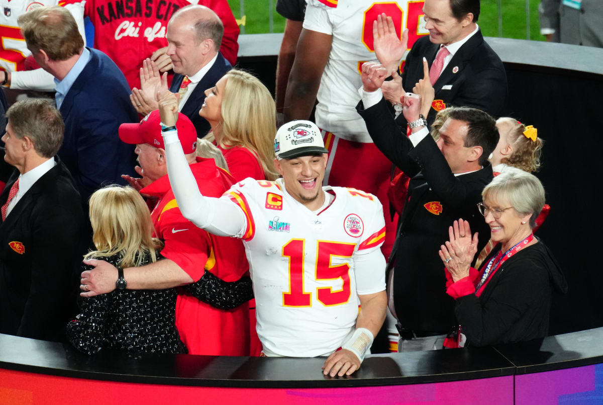 Bleacher Report Releases 2023 Stat Predictions for Patrick Mahomes